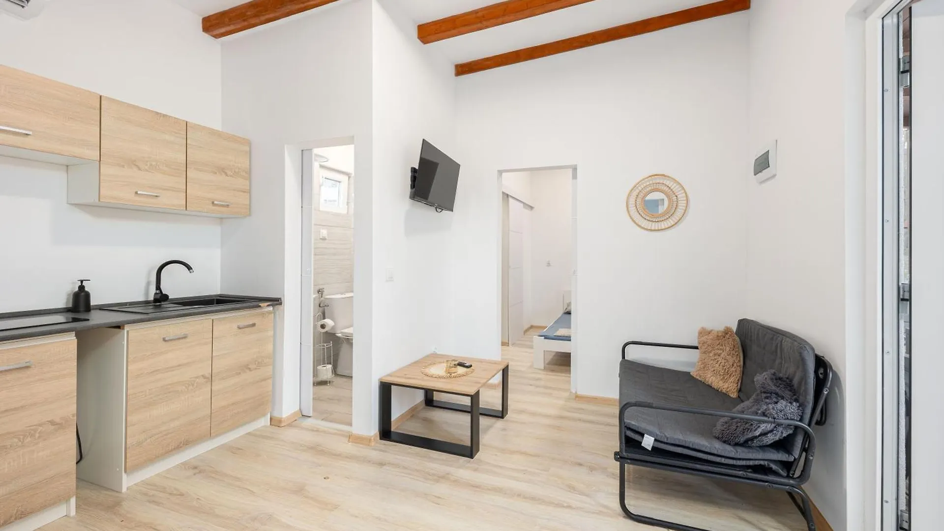 Holiday home Sunny Resort Donji Karin
